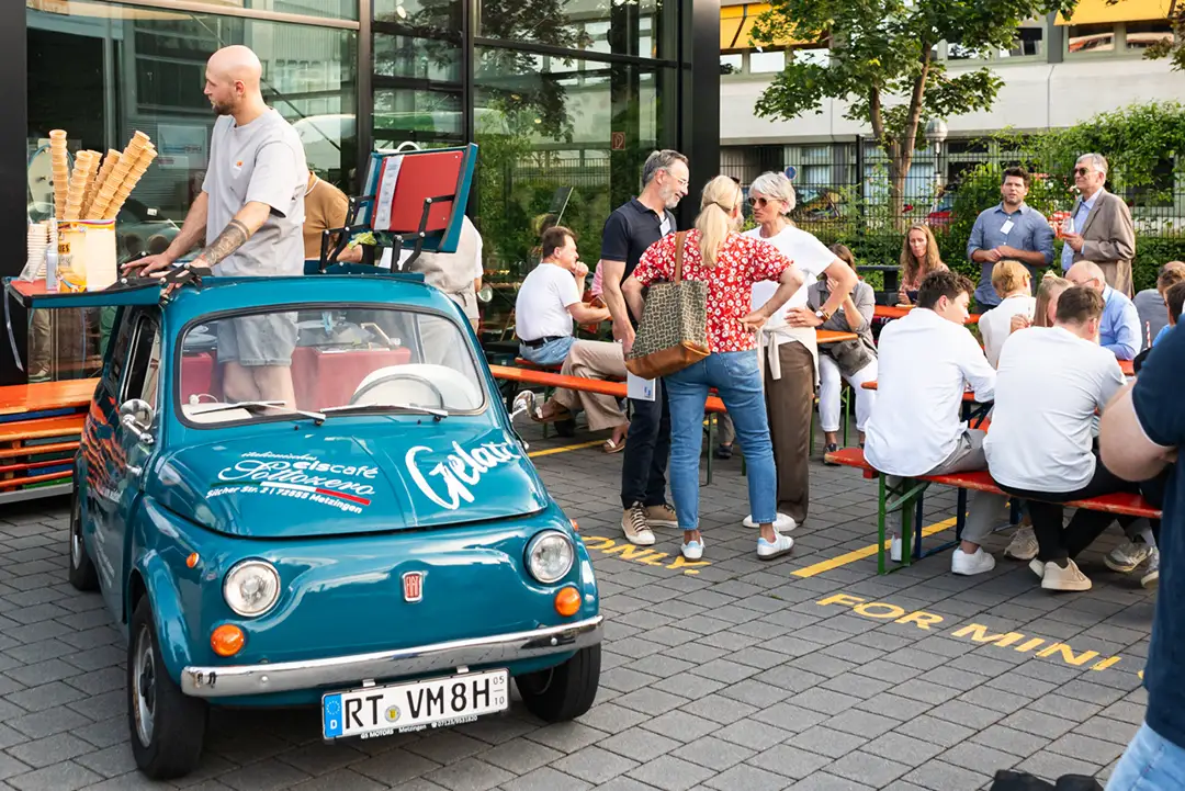 Investmentfonds und Fondsmanager - hier geht es ums finanzielle. Wir als Menton Automobilcenter durften unsere MINI AREA als Location für dieses tolle Event zur Verfügung stellen.